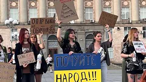 У Черкасах відбулася хода на підтримку ексміністра оборони Федорова