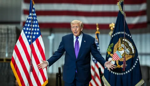 Трамп назвав Ормузьку протоку «територією США»