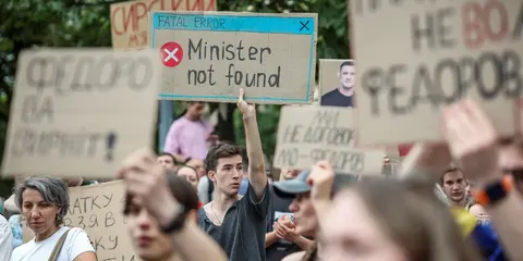 Політолог назвав три причини згасання протестів через відставку Федорова