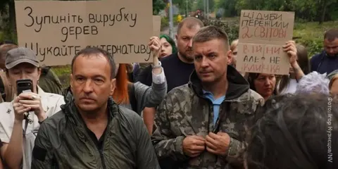 Будівництво тепломережі на Теремках призупинили після протестів