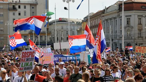 У Загребі протестують через небезпечні відходи у Госпичі