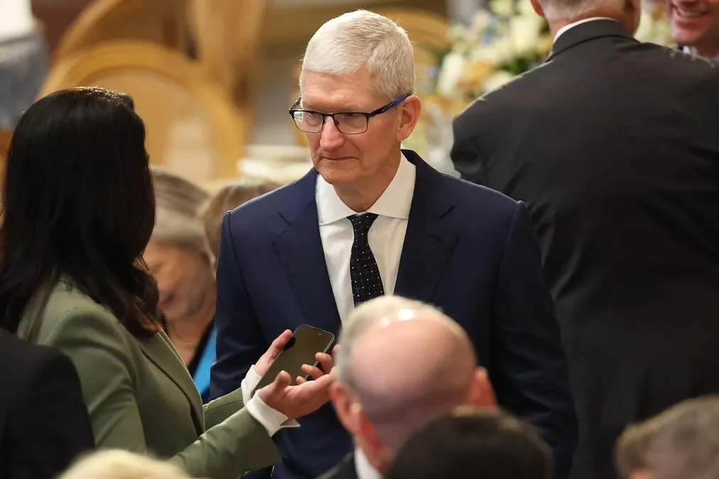 Акції Apple за 15 років під керівництвом Кука зросли більш ніж у 20 разів