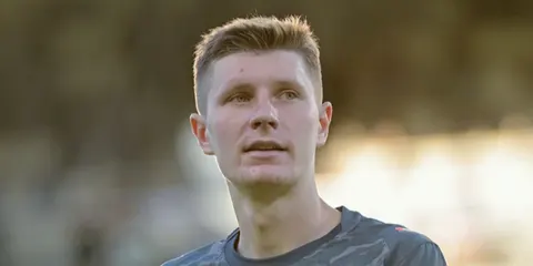 Аль-Ахлі звільнив спортивного директора після протесту вболівальників через Бонд