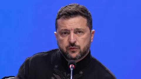 На сайті ОПУ з'явилася петиція про відкриту пресконференцію Зеленського