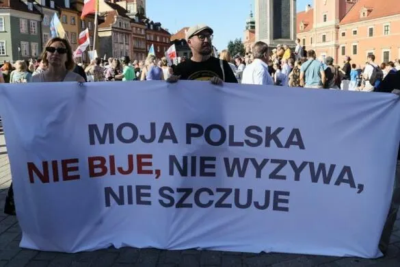 У 22 містах Польщі пройшли акції проти нападів на українців