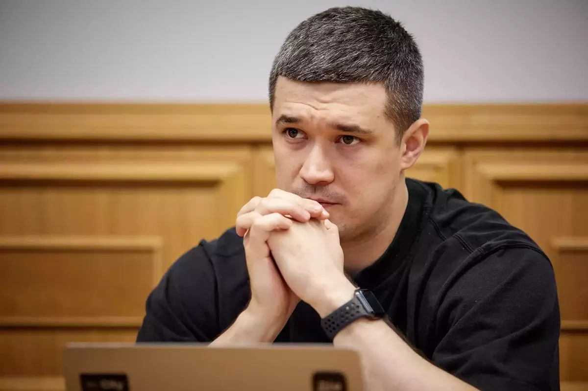 Відставка Федорова: експерти про його шанси стати конкурентом Зеленському