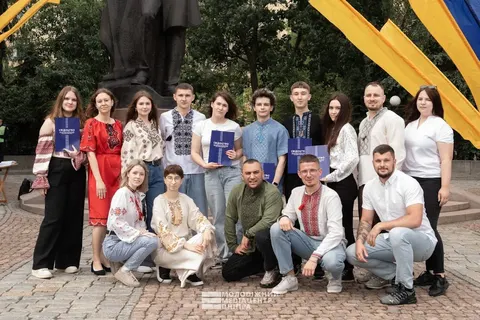 Молодь Дніпра про 35-річчя Незалежності: свобода вибору та відповідальність