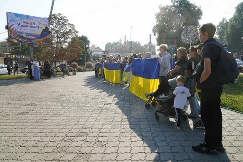 На Харківщині провели акцію «Вдома чекають» на підтримку полонених і зниклих без