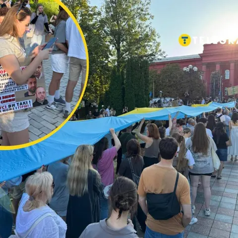 У Києві марш за діалог і реформи в оборонній сфері зібрав сотні людей