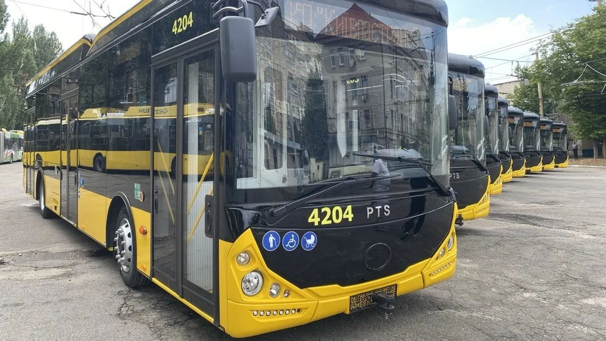 Петиція про уніформу для водіїв транспорту Києва не набрала голосів