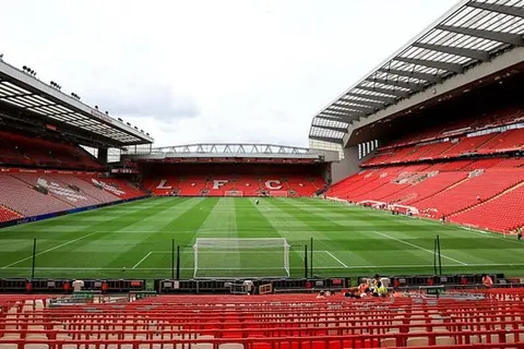 Fenway Sports Group продає третину акцій Ліверпуля консорціуму Бхатії та Безоса