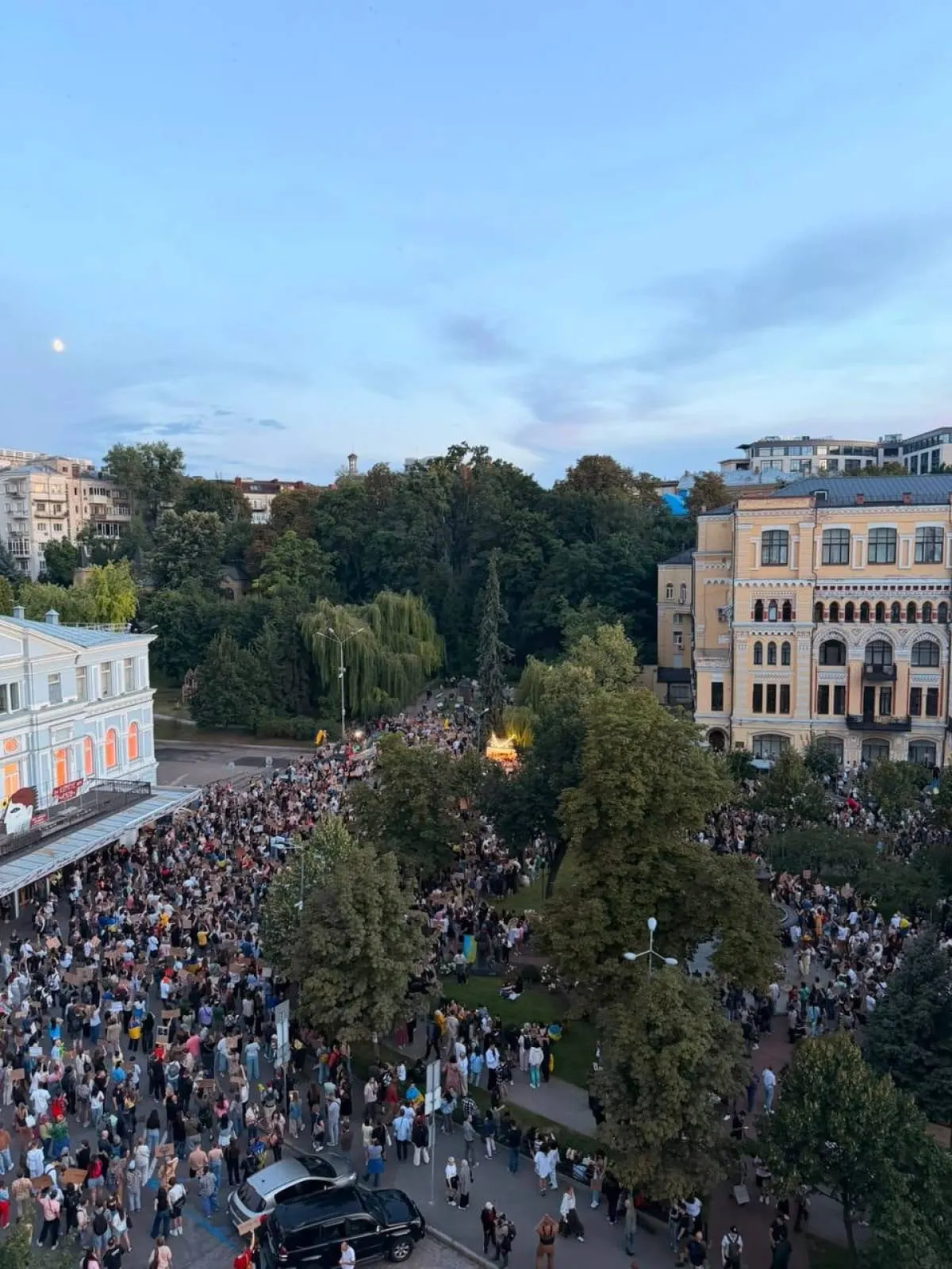 У Києві та інших містах тривають протести через звільнення Федорова