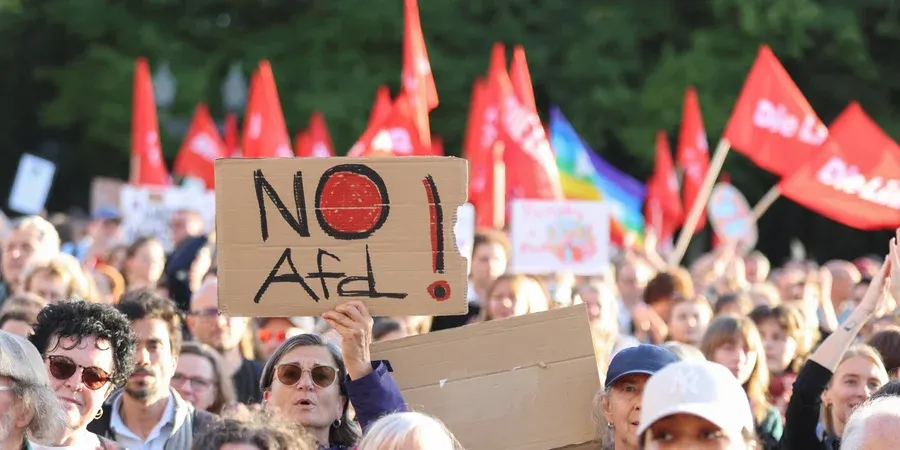 У Берліні тисячі людей протестували проти AfD після виборів