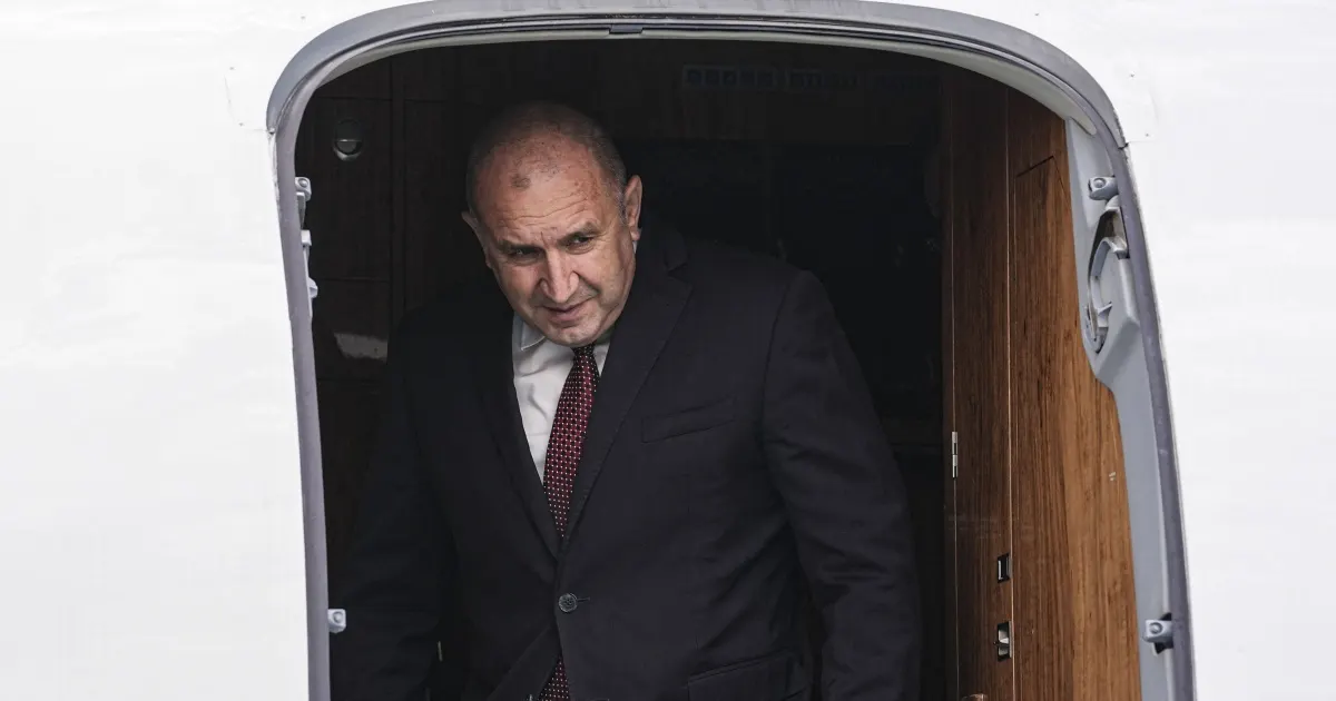 Болгарія: новий прем'єр Радев згортає військову допомогу Україні та погрожує вето