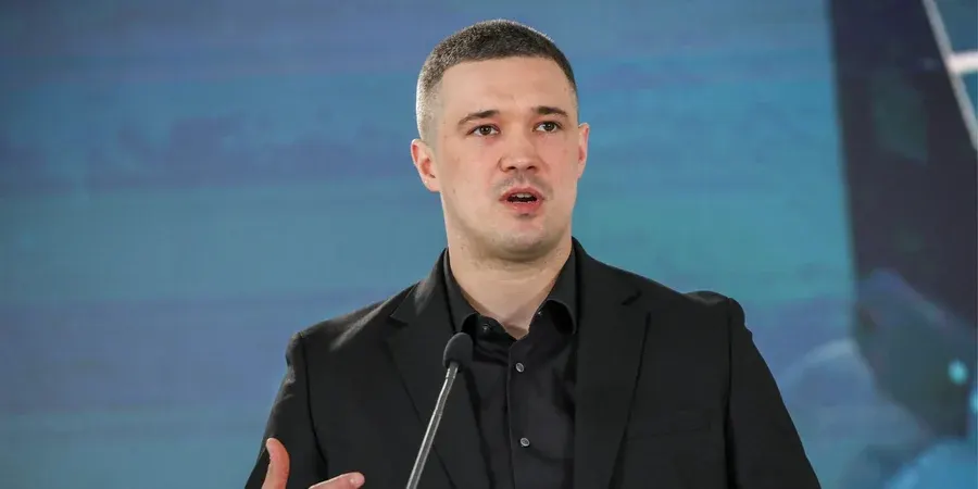 Федоров пояснив відставку тиском через реформи в Міноборони