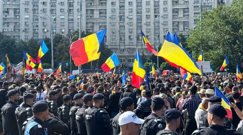 У Бухаресті протест фермерів переріс у сутички із жандармами: застосовано сльозогінний газ