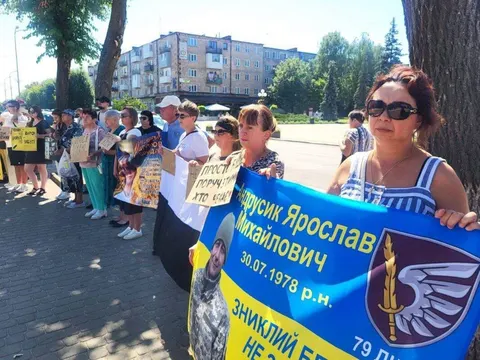 У Ковелі провели акцію на підтримку військовополонених та загиблих в Оленівці
