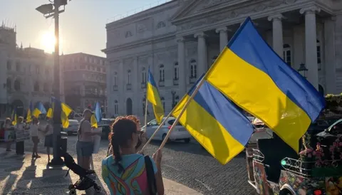 У Лісабоні українці провели акцію та зібрали кошти для ЗСУ