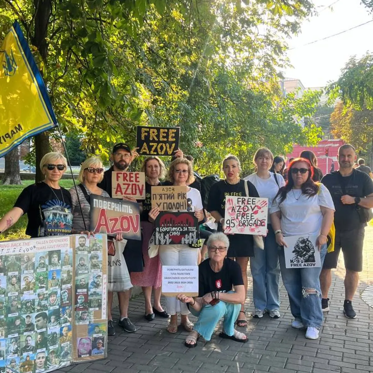 У Києві пройшла акція на підтримку полонених та зниклих безвісти