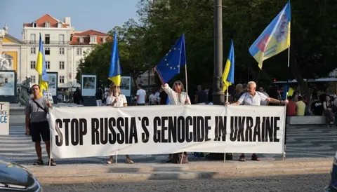 Українська громада в Лісабоні вшанувала жертв Оленівки та зібрала 290 євро на ЗСУ